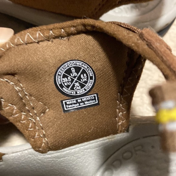Keen brown comfy sandals - Picture 9 of 9